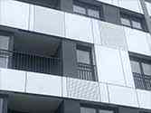panneaux de façade en Alucobond plein et perforé