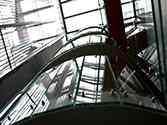 Panneaux verre de garde-corps en verre montés sur les escaliers
